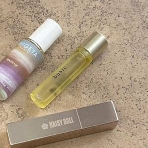 甘皮までしっとり♡香りに包まれながら「uka」のネイルオイルで贅沢ケア