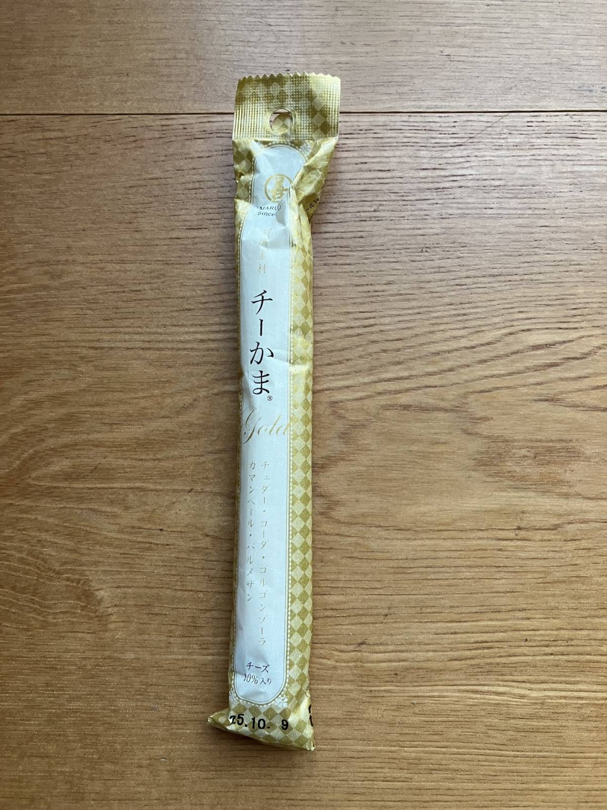 セリアの別撰素材チーかまゴールド