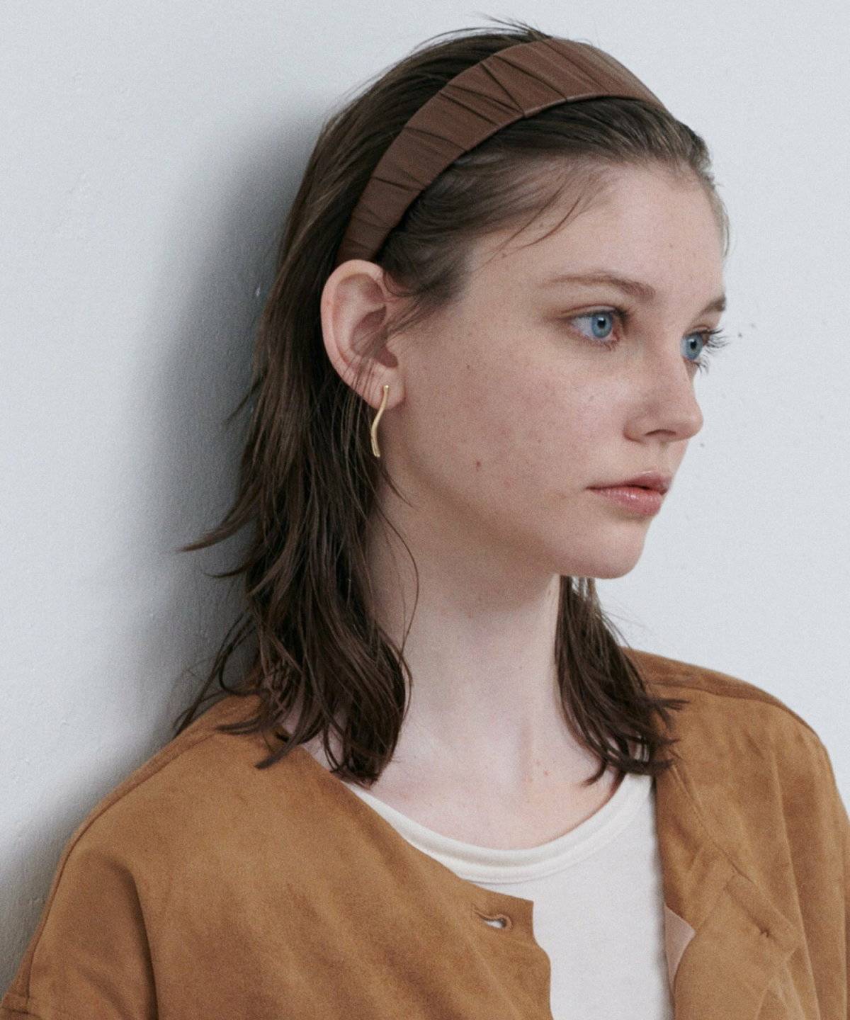 PAPILLONNER(パピヨネ) レザーライクカチューシャ