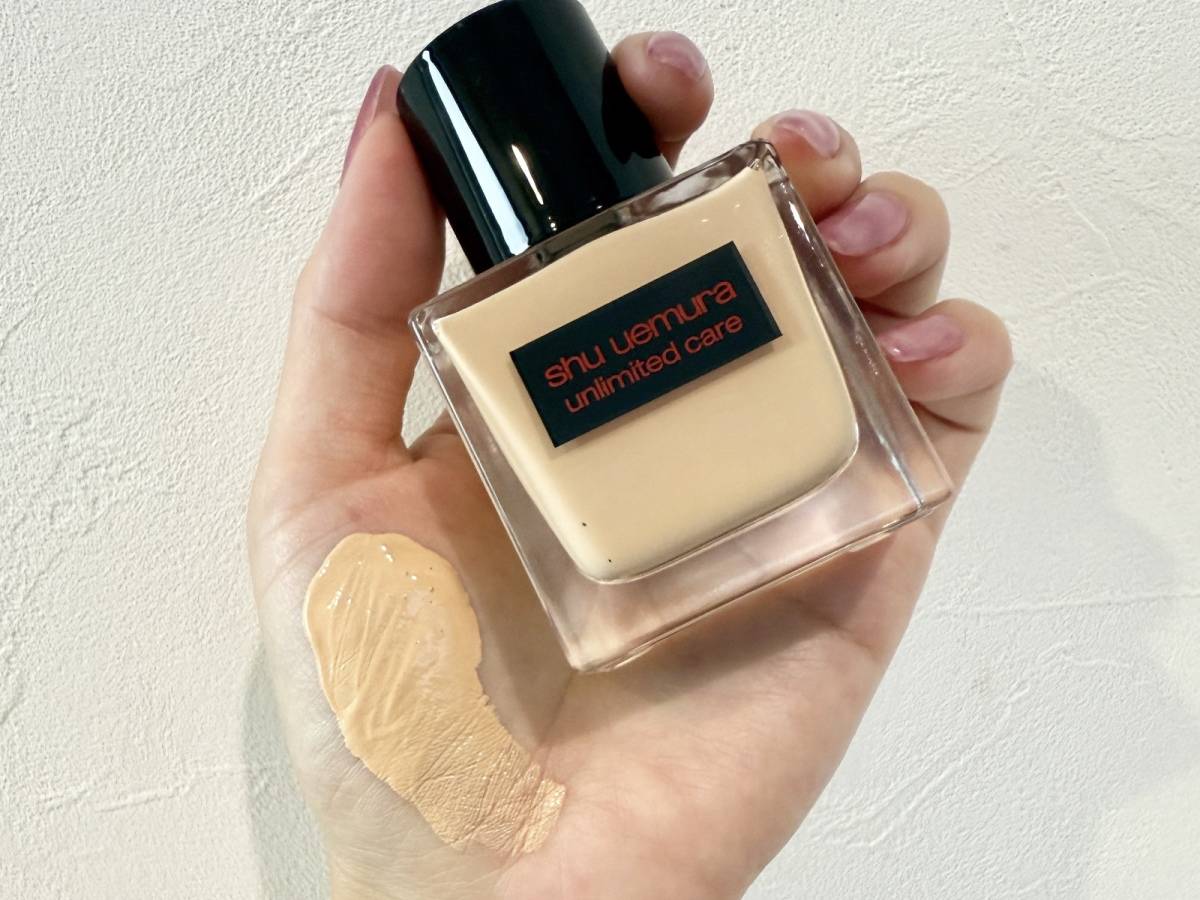 アンリミテッド ケア ツヤ セラム ファンデーションスウォッチ
