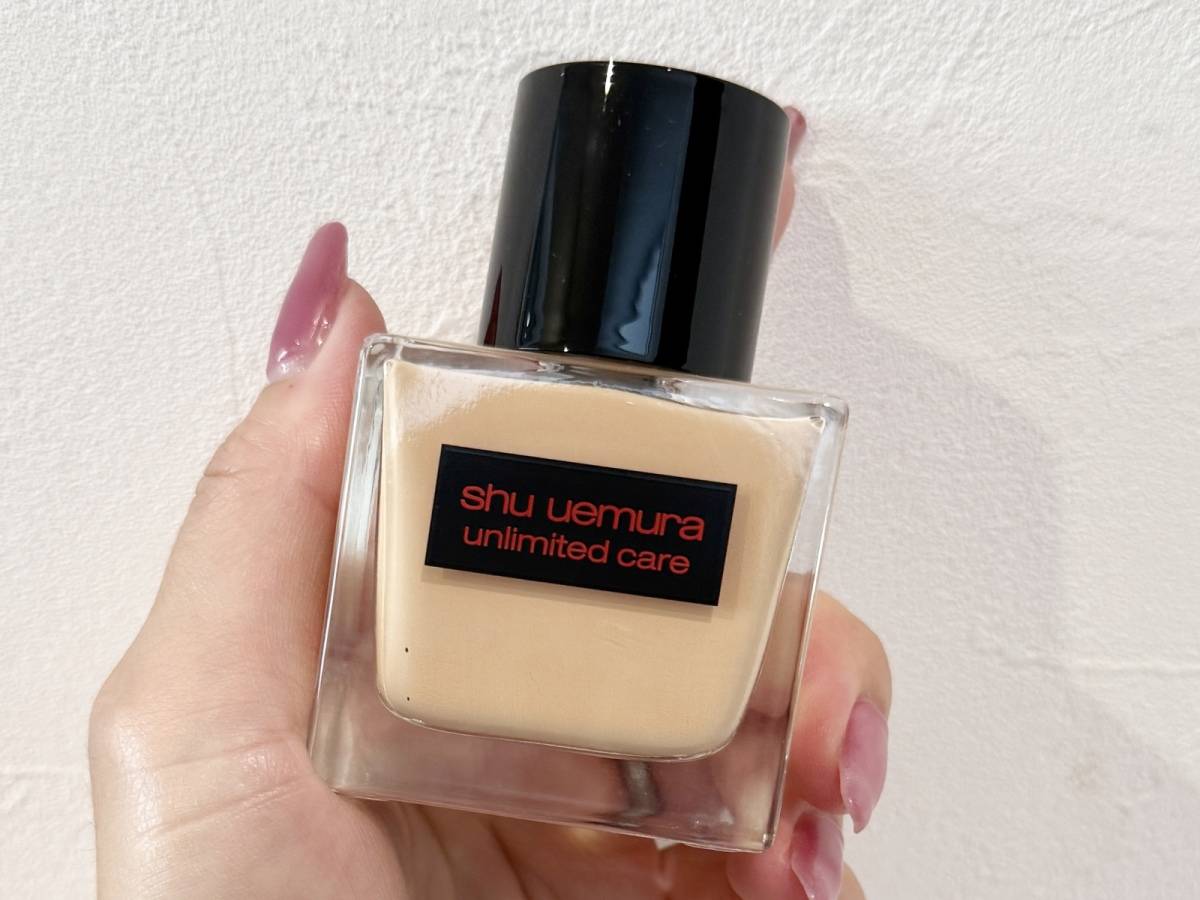 アンリミテッド ケア ツヤ セラム ファンデーション
