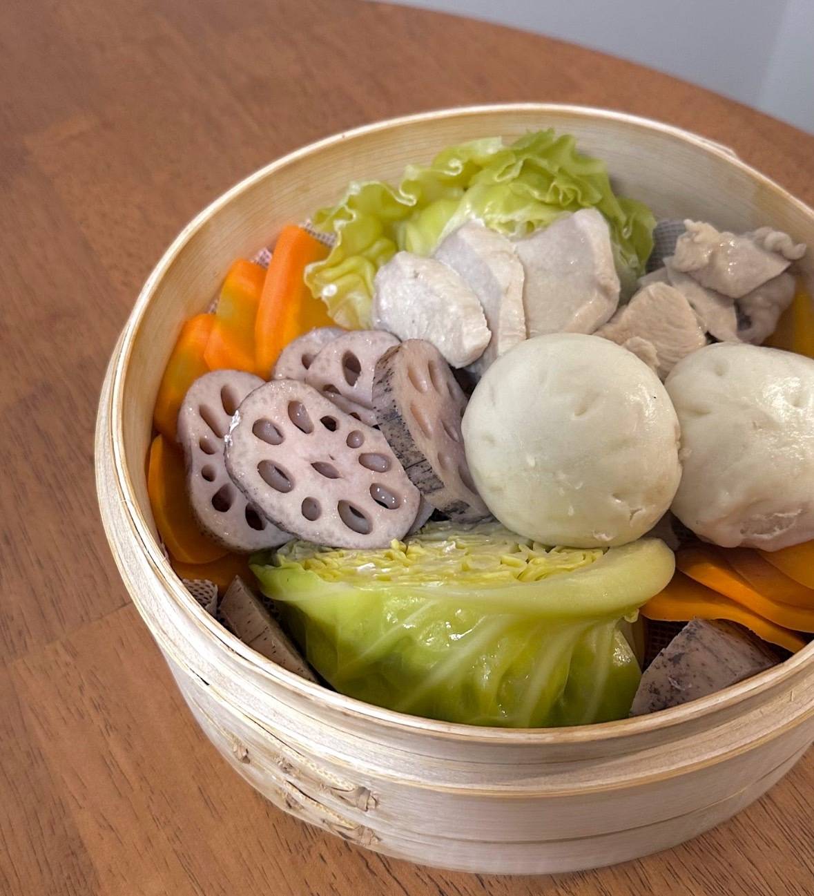 無印良品の蒸篭で蒸した野菜