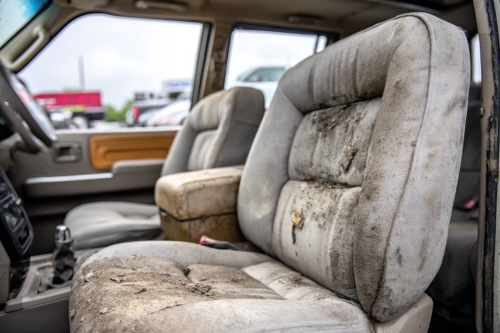 車　運を逃す　アイテム　破れたシート