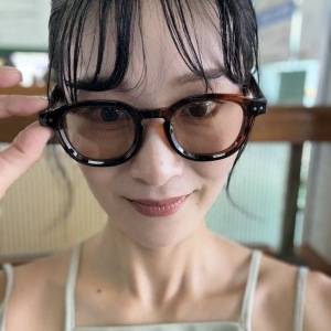 晩夏にもまだまだ使える！【UNIQLOサングラス】の魅力