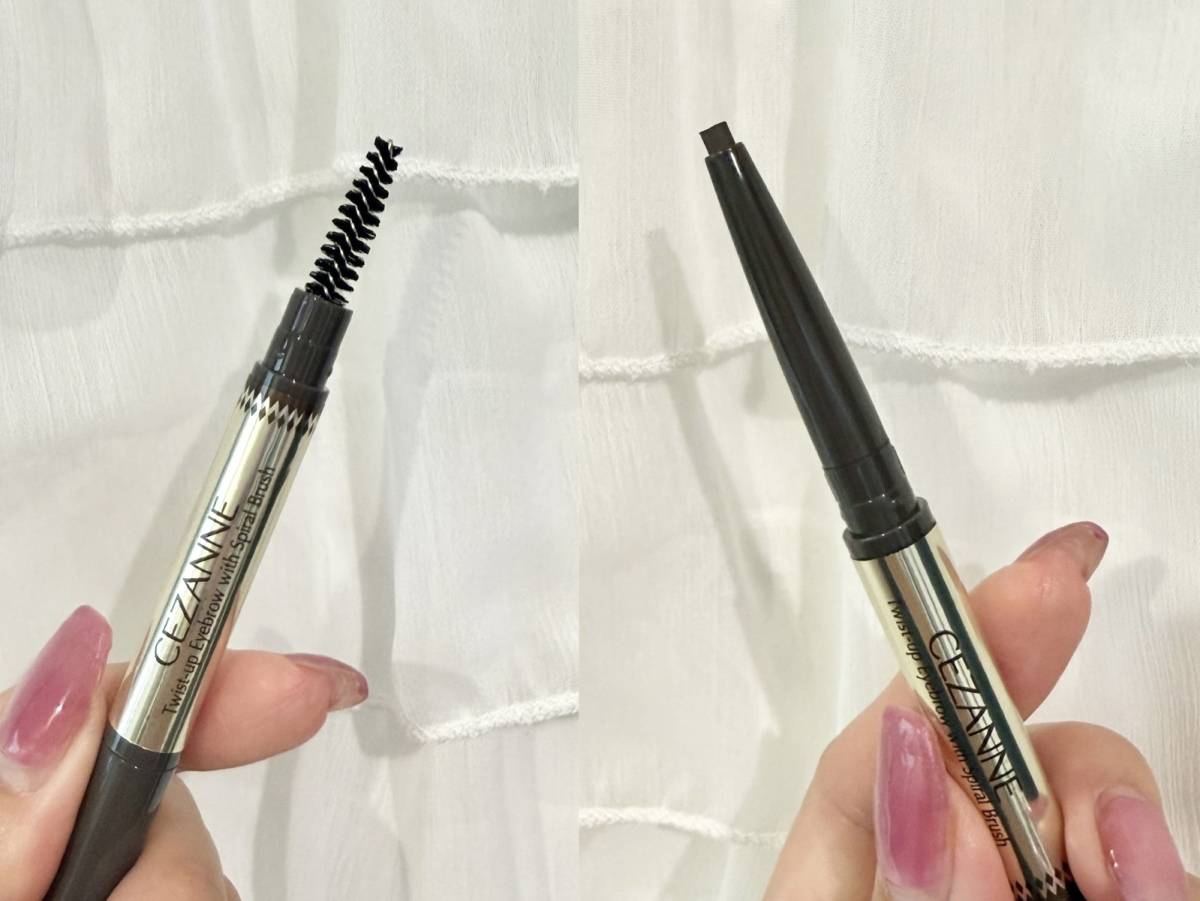 ブラシ付アイブロウ繰り出し