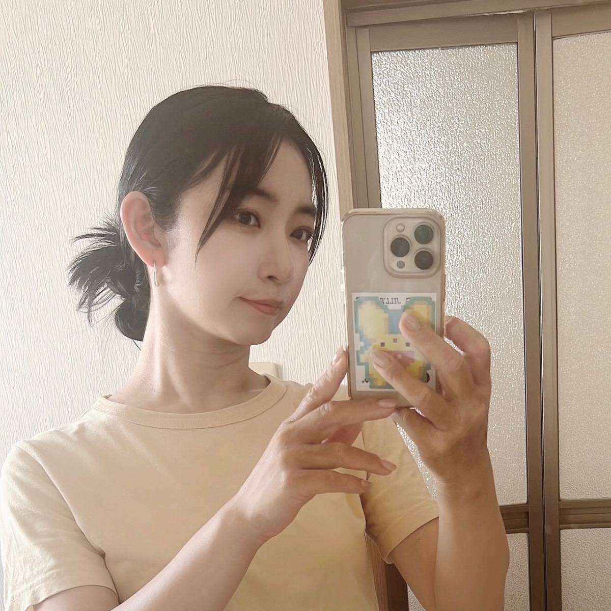 カチモリヘア風まとめ髪に