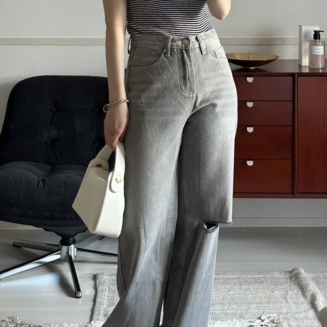 カットオフデニムコーデ