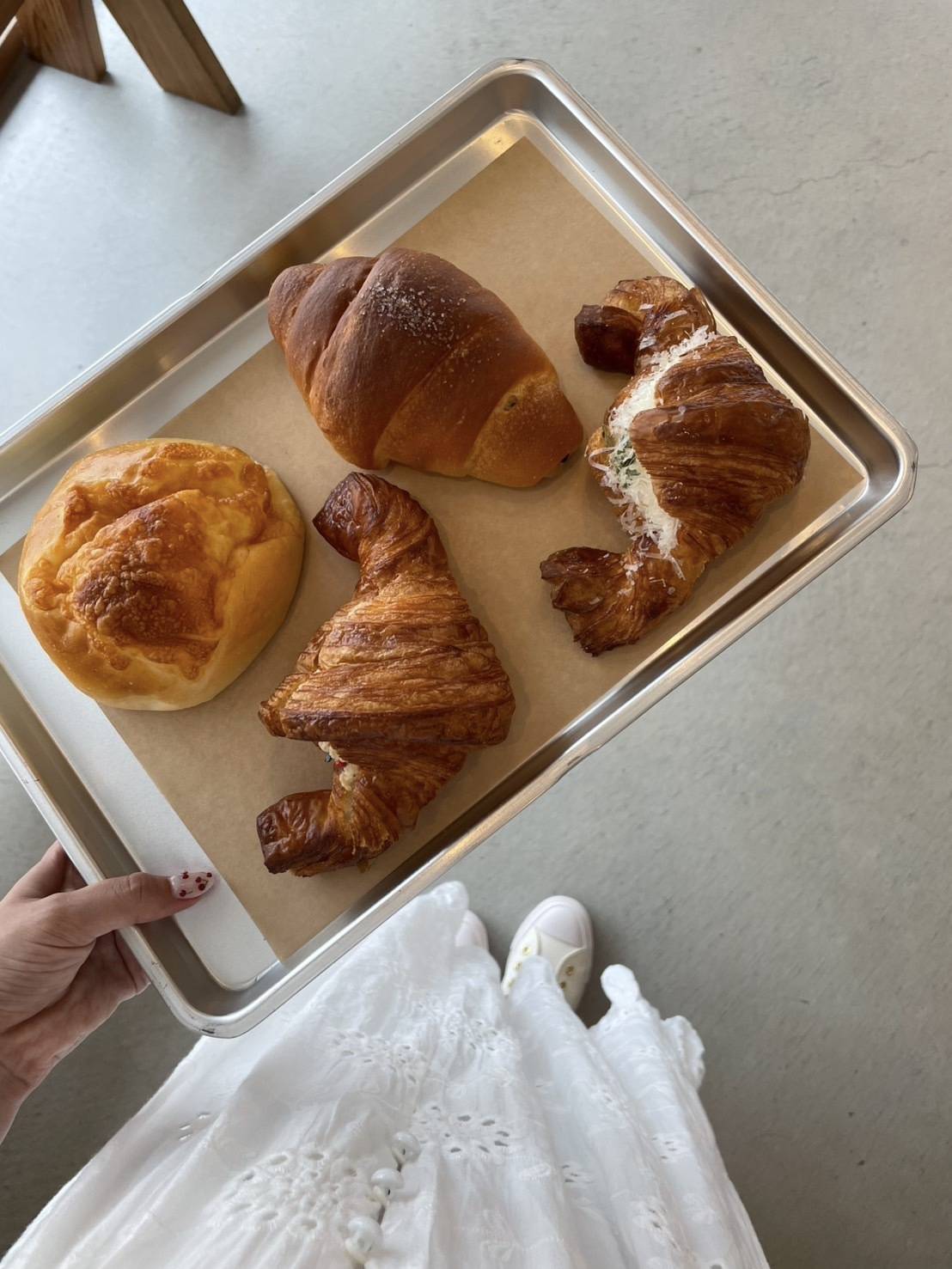 『メルシークロワッサン』と『塩パン』