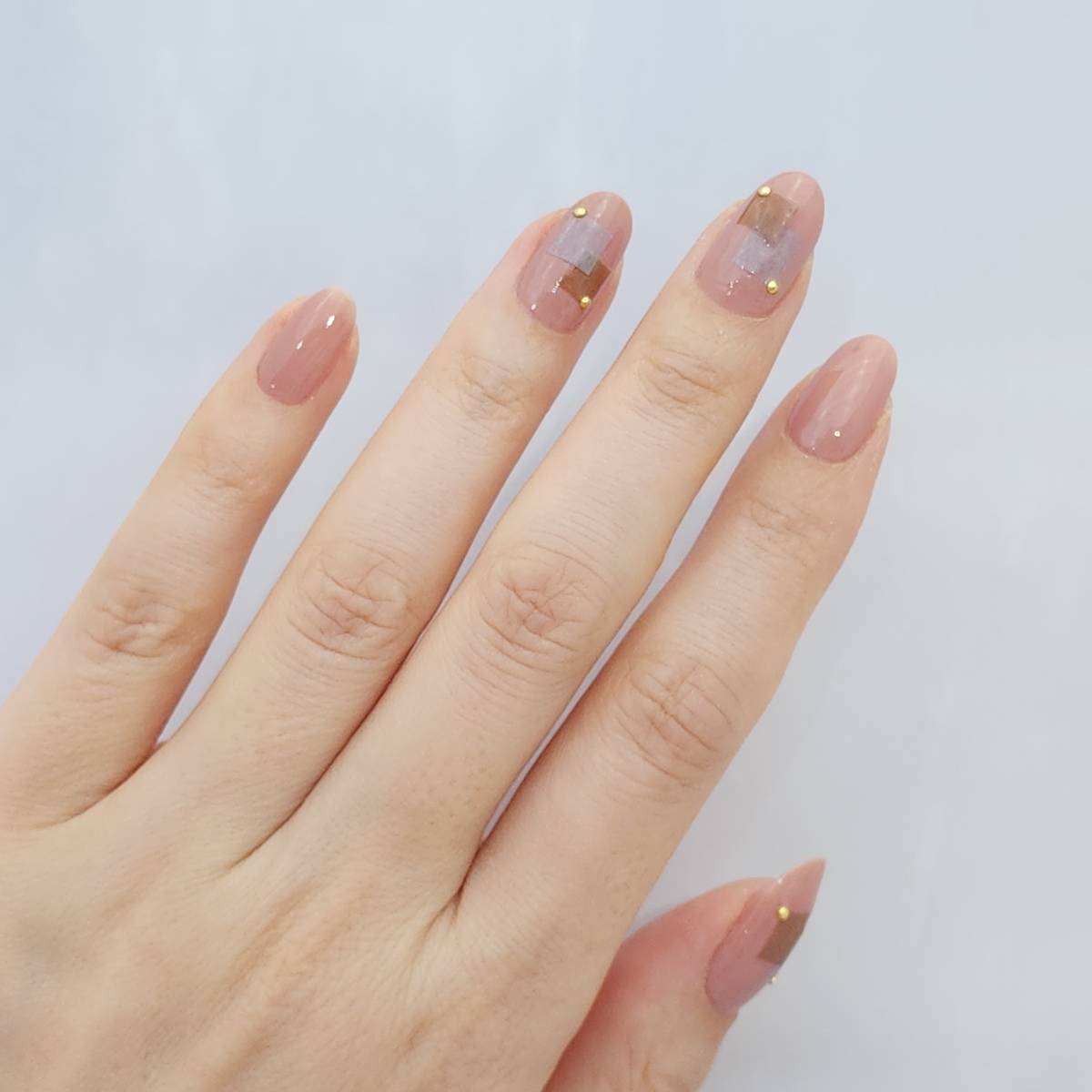 ブロックネイル