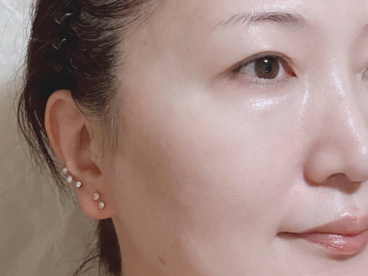 ESPRIQU エスプリーク メルティセラム グロウパウダー OC-405 オークル ファンデ塗布前下地 筆者顔 下地まで完了