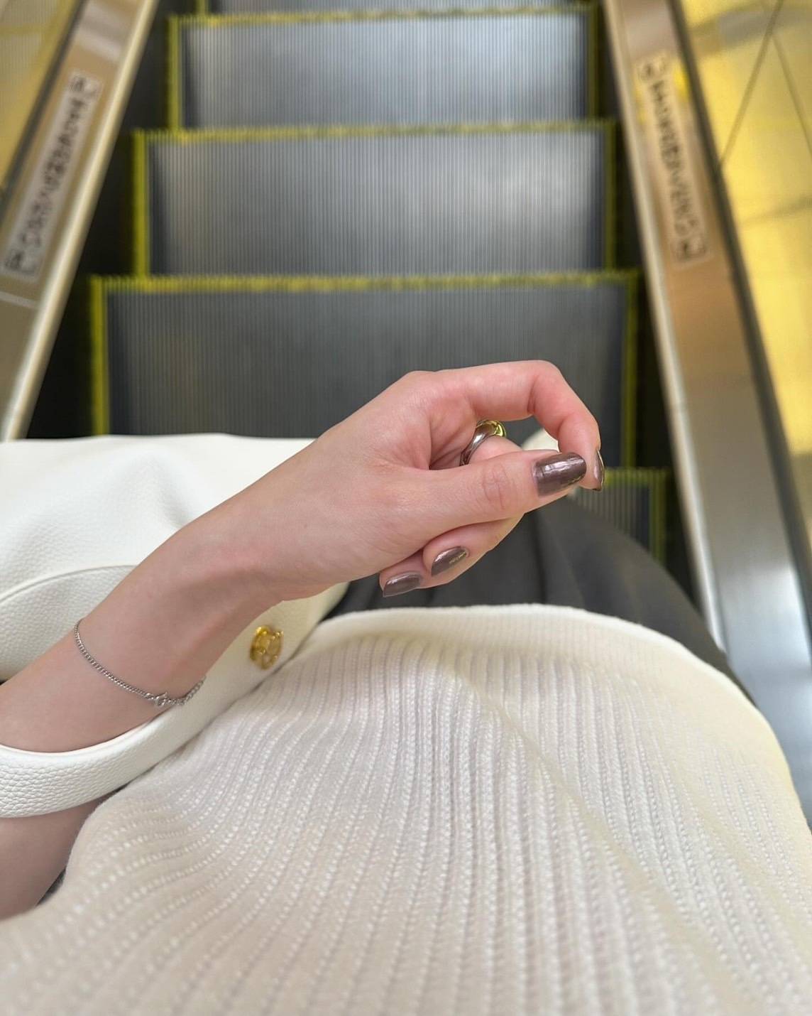 COSMETICS FACTORY NUANCE NAIL COLORでネイル