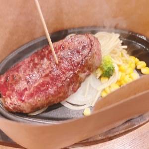 誕生日当日に行くと半額に！！肉肉しい「ヒーローズステーキ」実食レポ