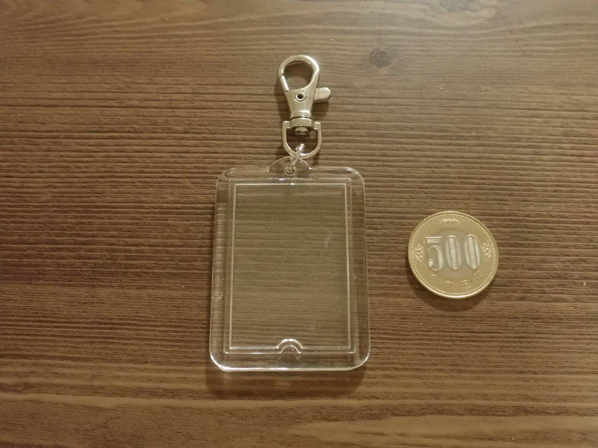 ダイソーのフォトキーホルダー(BIG)