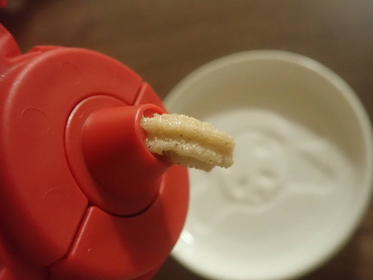 ダイソーのワンタッチ中華チューブキャップ