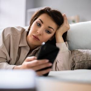 返信が来ない……。LINEで好きな人との会話が続かない理由とは？