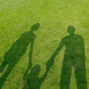 【占い師が語る】察する能力が高い。「家族思いな人」が多い誕生日5選