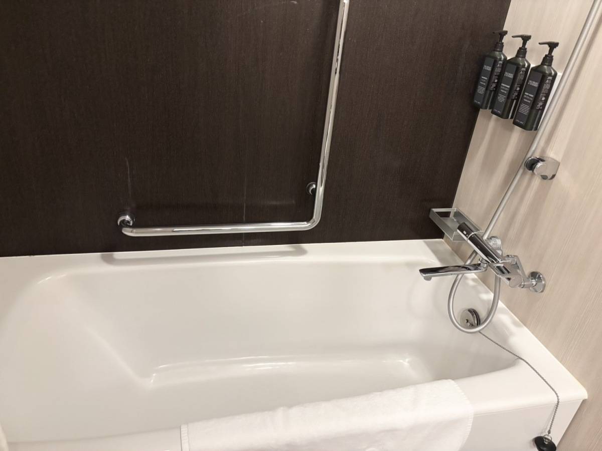 シェラトン都ホテルのバス