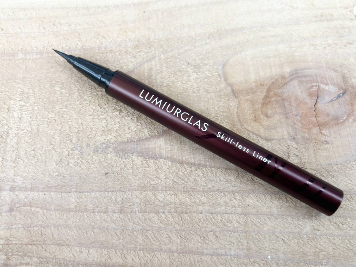 LUMIURGLAS(ルミアグラス) スキルレスライナー