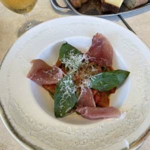 【兵庫・神戸】焼き立てパンが食べ放題♡自家製麺ならではの生パスタも格別♪