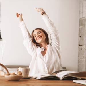 愛される女性になりたいなら！「謙虚」と「自己卑下」の違いとは？