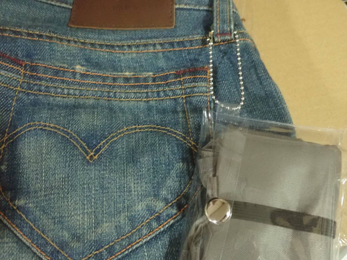 ダイソーのループ付カードホルダー