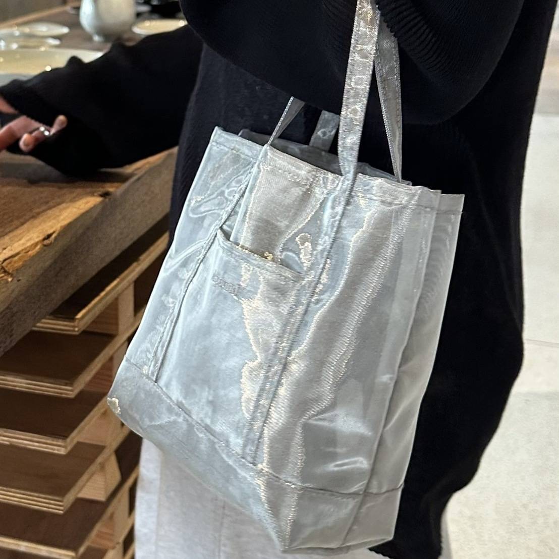 「Organza Mini トートバッグ」コーデ