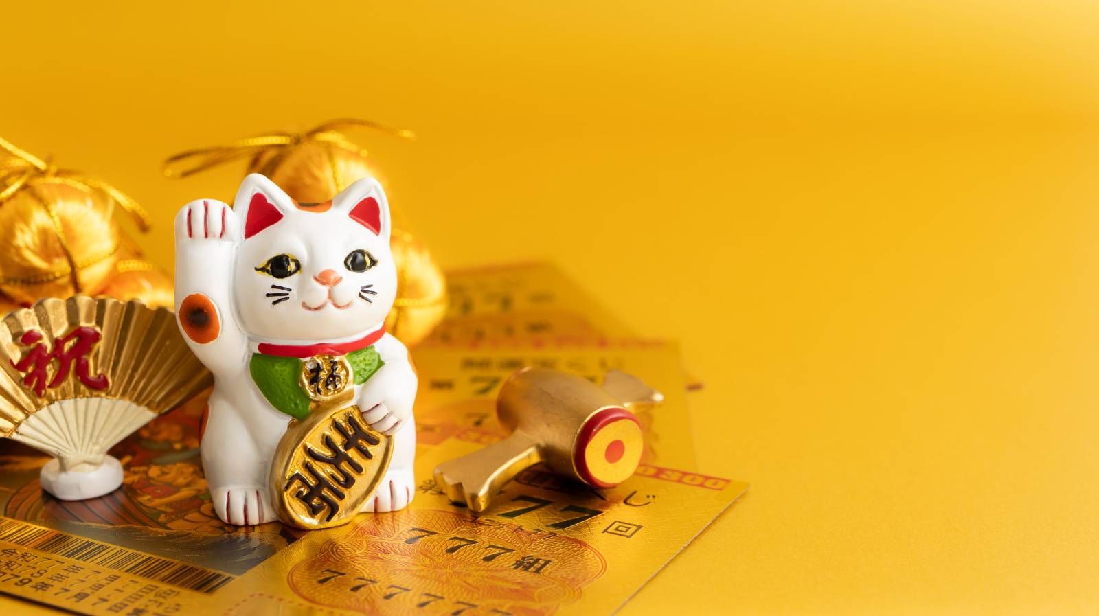 ダイニング　財運　上がる　招き猫