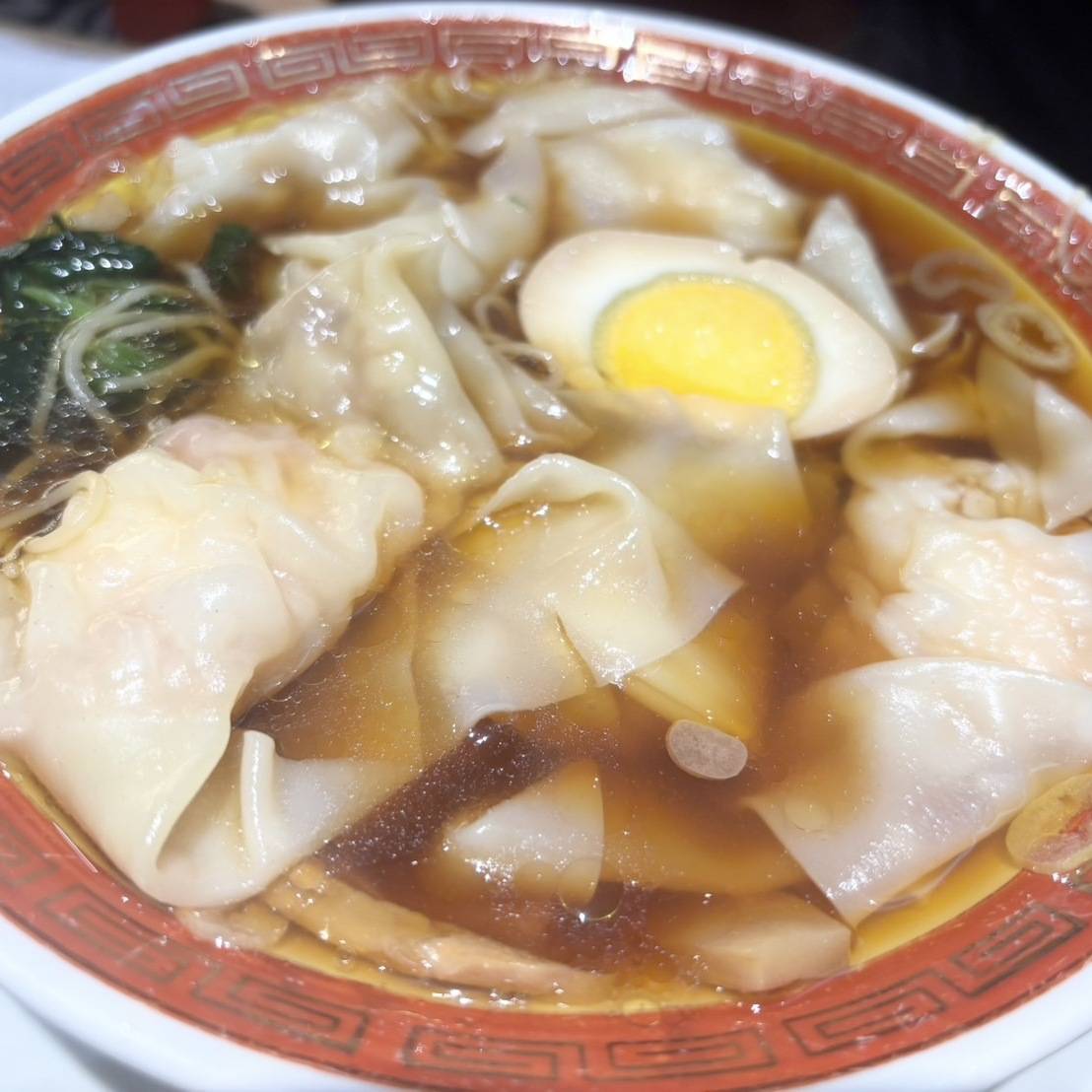 肉と海老の二種盛り雲呑麺