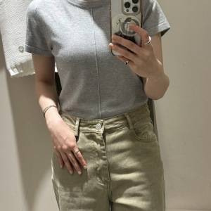 シンプルながらも洗練された印象に。韓国発「GENERAL IDEA」でつくるモードスタイル