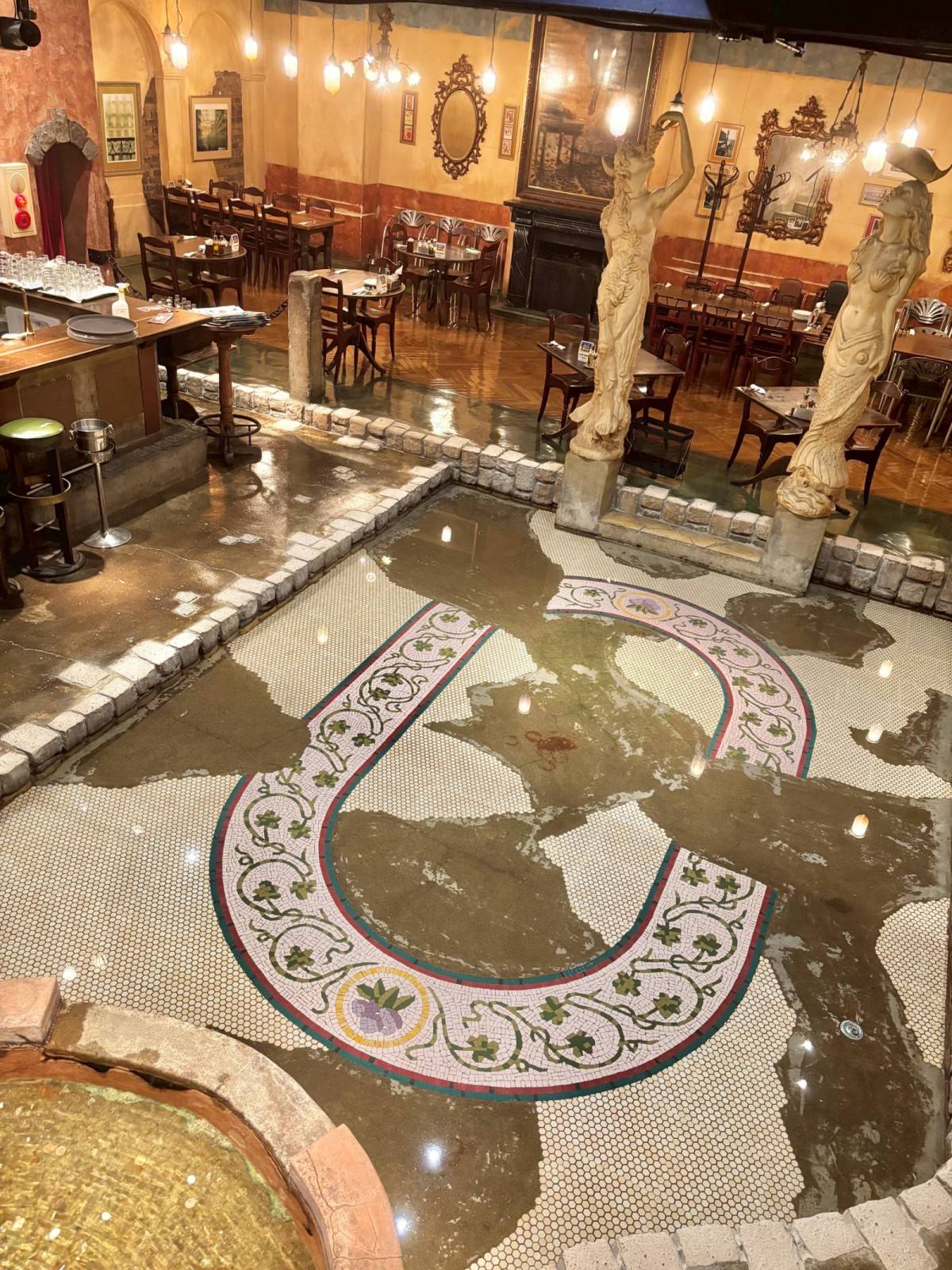 カフェ・ラ・ボエム