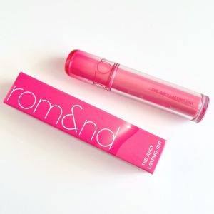 ひと塗りでとんでもなく大人可愛い♡発色が長持ちする話題の「優秀リップ」