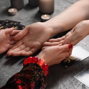 努力を続けて結果をつかみ取る。「我慢強い人」に現れるレアな手相5選