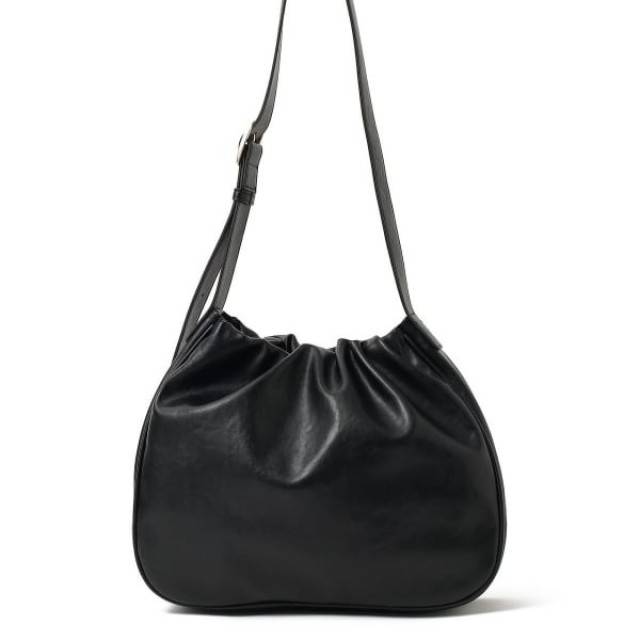 スラウチ ギャザー ショルダー