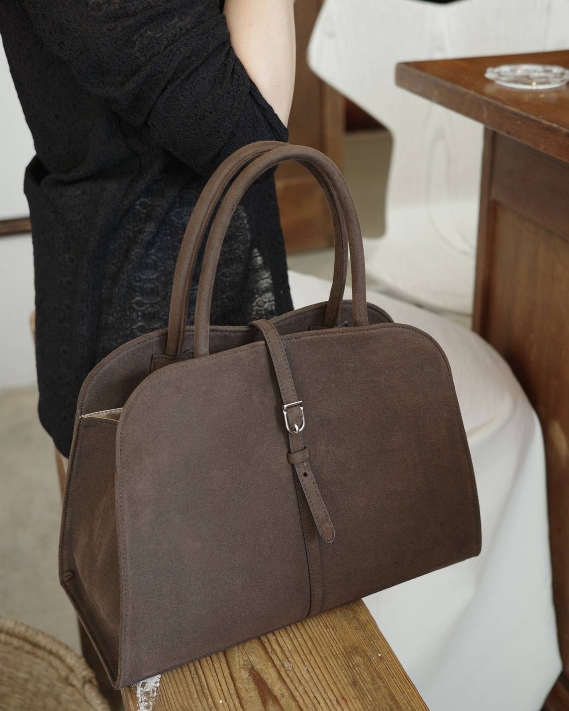 MONOROW ブラン ラージ スエードバッグ