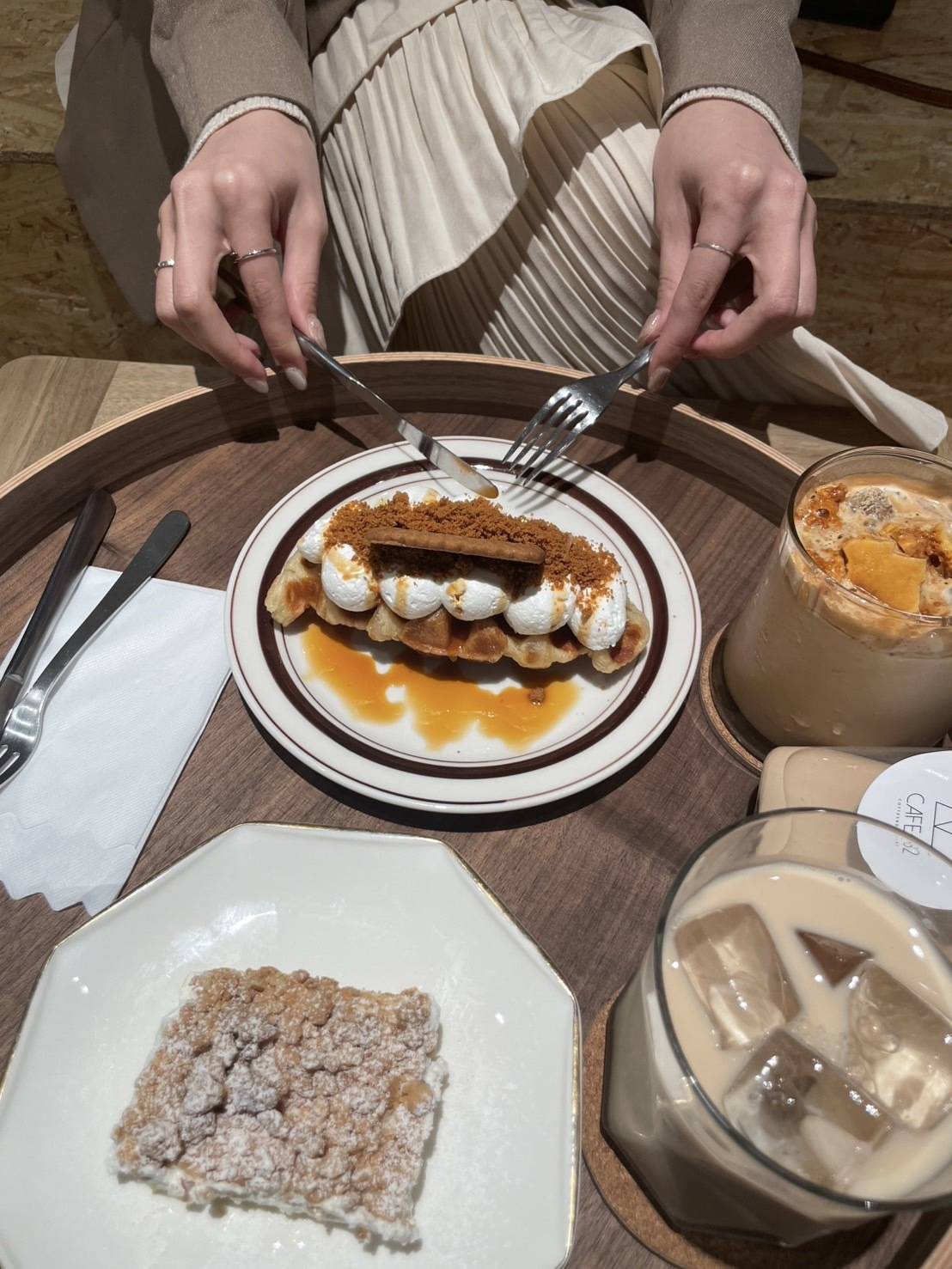 チーズケーキとクロッフル