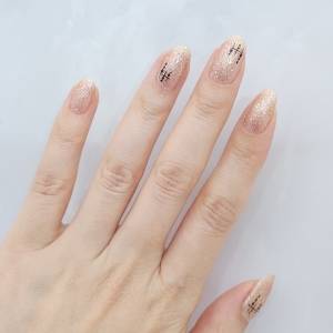 劇的に垢抜けるよ。不器用さん向け「ジオメトリックネイル」のやり方