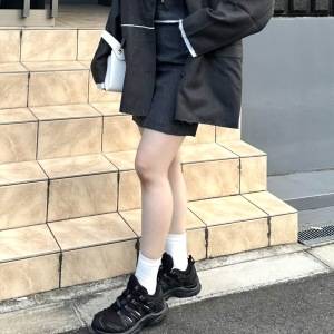 この秋大注目！軽量＆アーバンスタイルに映える「サロモン」スニーカー