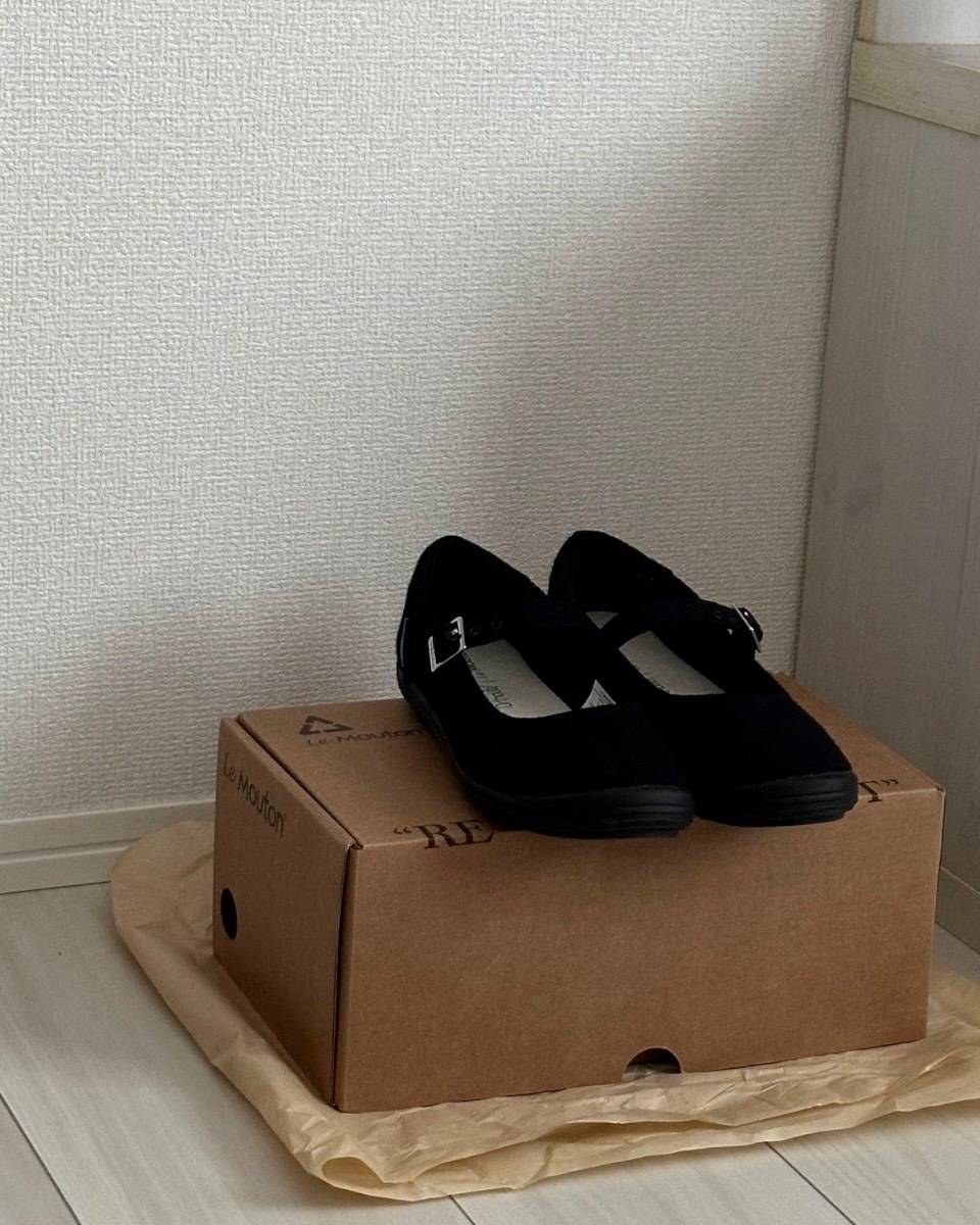 ルムートンのメリージェーンシューズ