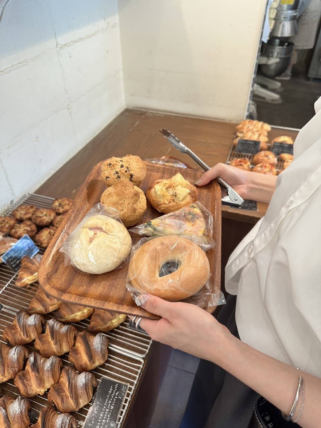 boulangerie ASHのパン