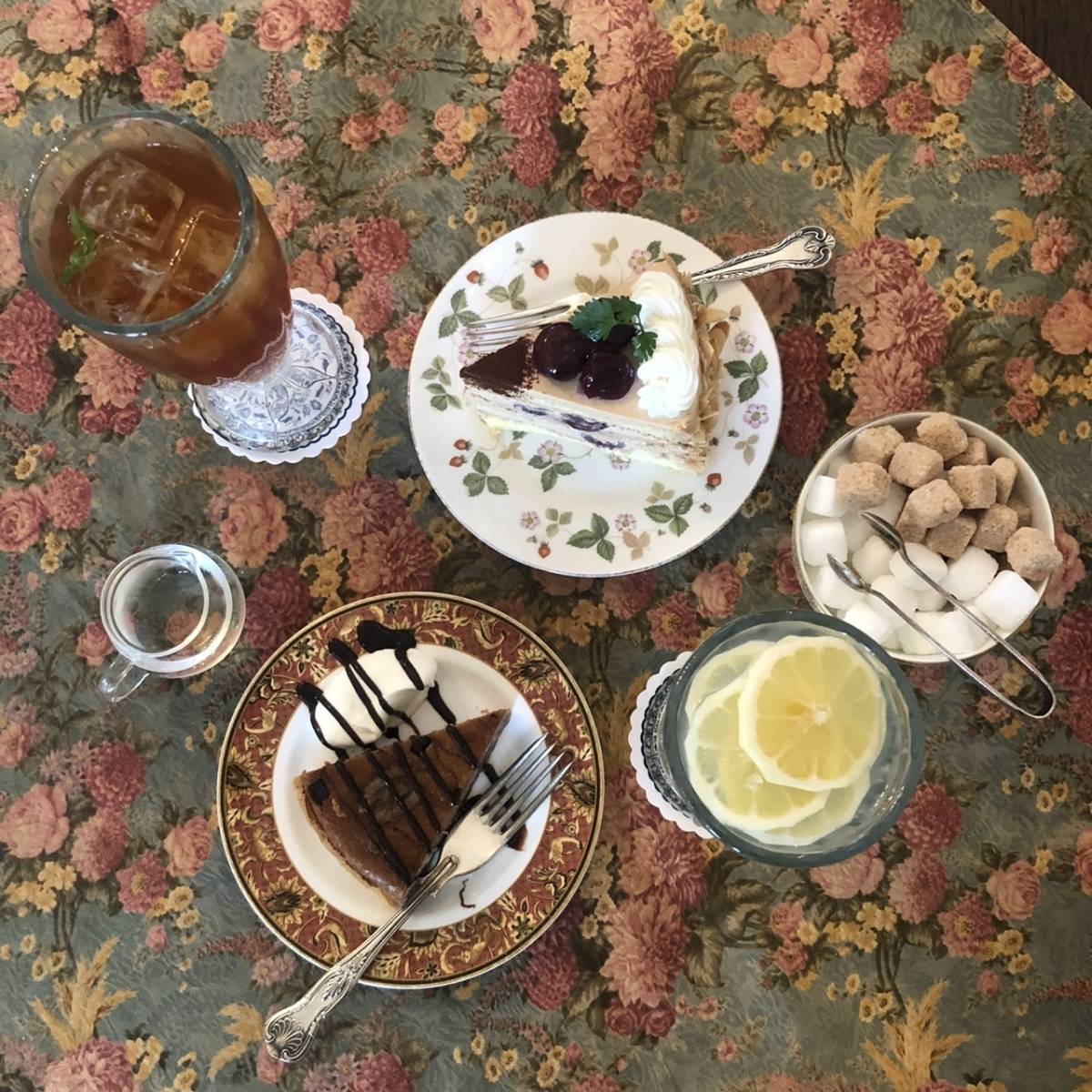 北浜レトロのコーヒーとケーキ