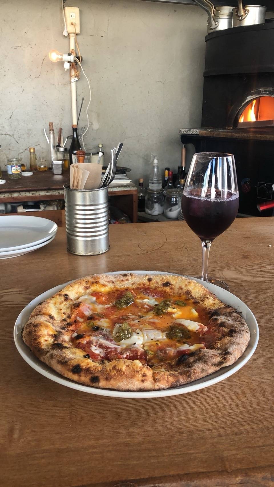 「cardo」の窯焼きピザ