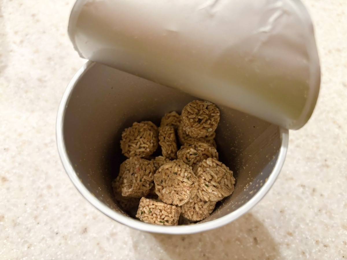 『築地銀だこ』×『ベビースター』ラーメン丸