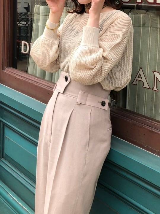 ベージュでまとめた秋コーデ