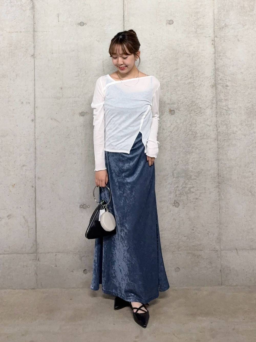 ベロアワンピース×シアートップス