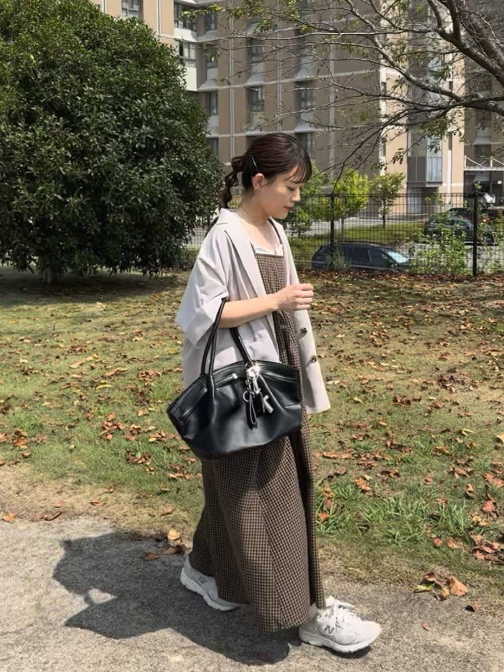 デコルテを見せる!