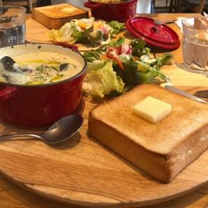 【大阪】スープとの相性抜群！特別な日に食べたい「SAKImoto bakery」の高級食パン