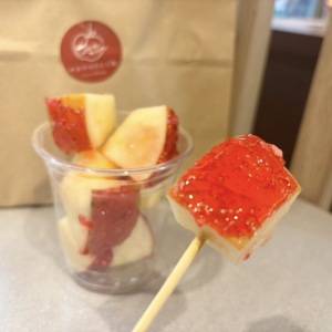 【東京】シャキシャキりんごが美味♪八百屋こだわりのりんご飴が楽しめる「やおりんカフェ」