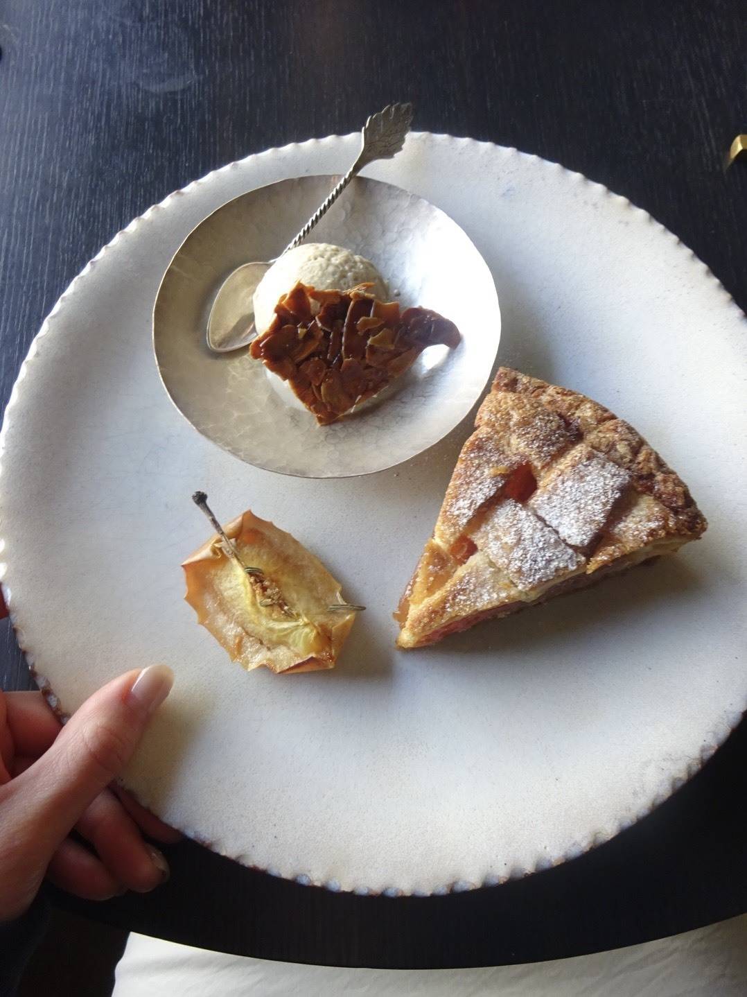 コース仕立てで提供されるスイーツ