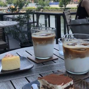 【大阪】テラス席が正解！絶品ティラミスが味わえる「MOTO COFFEE」