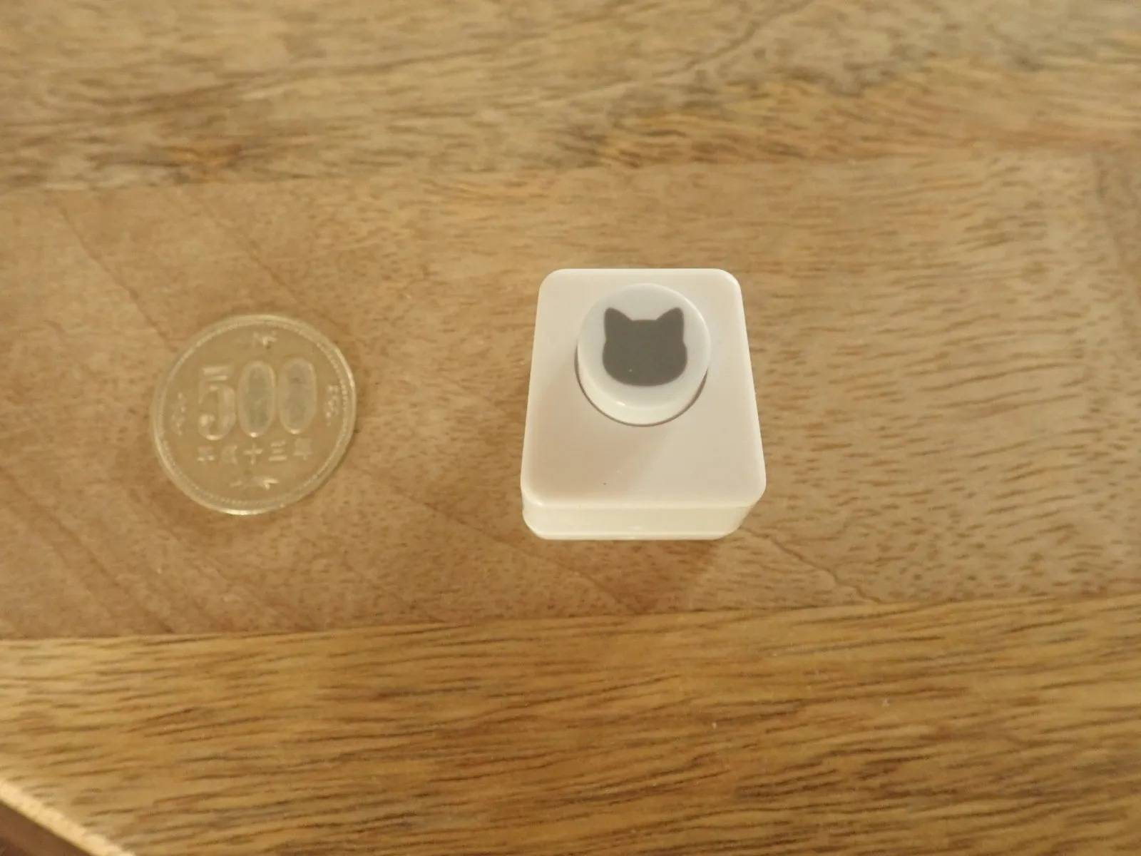 DAISO(ダイソー):クラフトパンチ(ミニ、猫型)